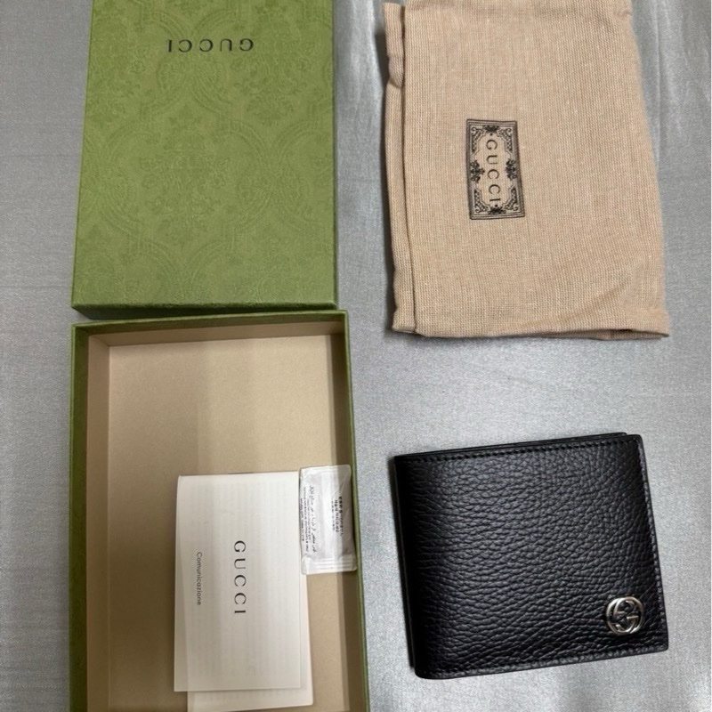 我又降價了🥲幫我買走🥹降價再降價~保證正品~GUCCI 古馳 金屬雙G LOGO天然皮革對折4卡零錢短夾(黑)-0