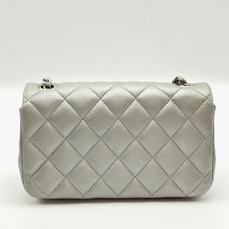 CHANEL 太空銀 Cf mini肩背斜背鏈條包17*10*4.5 98新配件塵袋-3