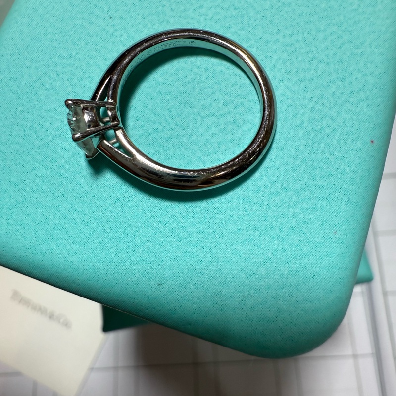 Tiffany &co蒂芬妮 60分橢圓鑽戒-7