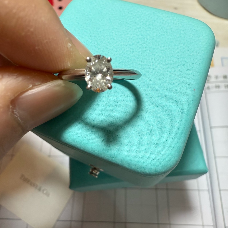 Tiffany &co蒂芬妮 60分橢圓鑽戒-8