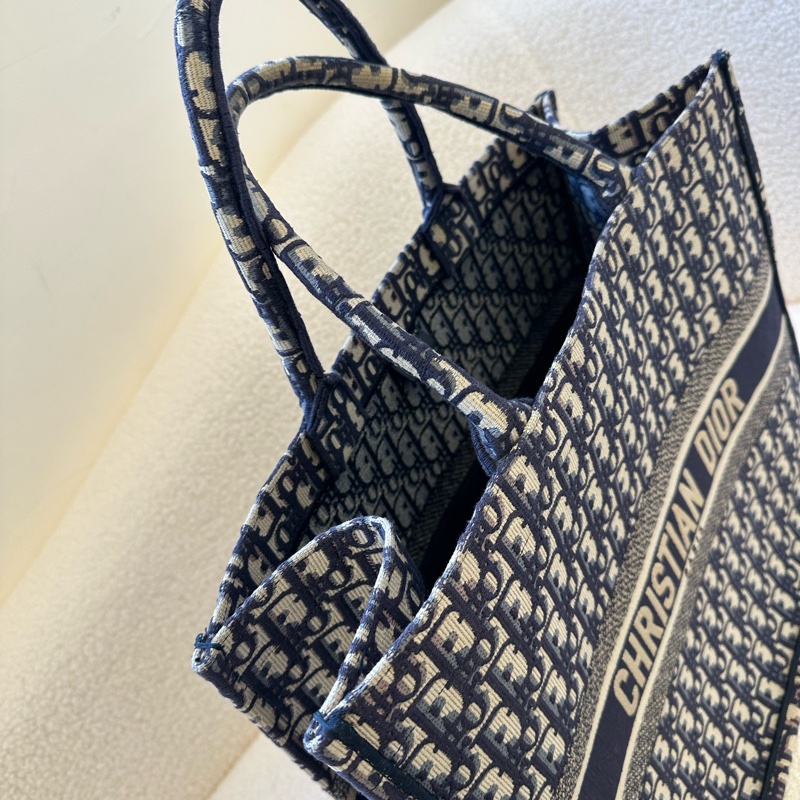 Dior迪奧 19年編碼 Book tote托特包 藍色刺繡大號手提包-8