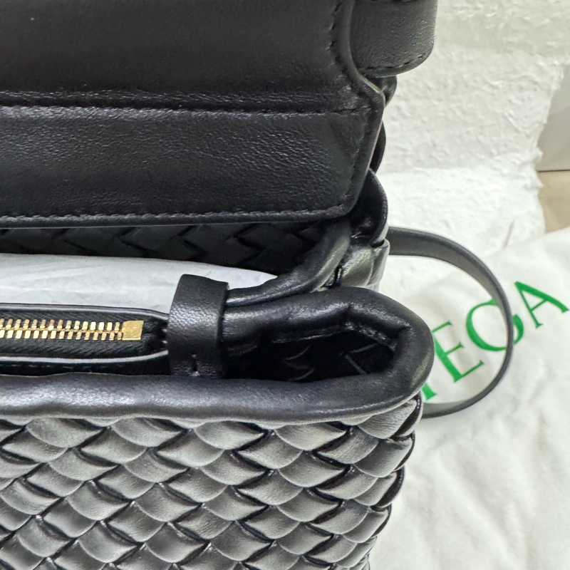 未使用BOTTEGAVENETA黑色手工藝編織手提包.通勤大包-11