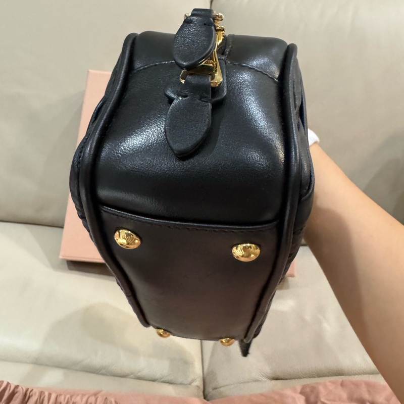 Miu Miu 復古保齡球包/黑色羊皮/96新美品-15