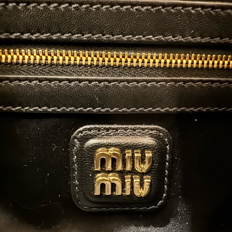 Miu Miu 復古保齡球包/黑色羊皮/96新美品-17