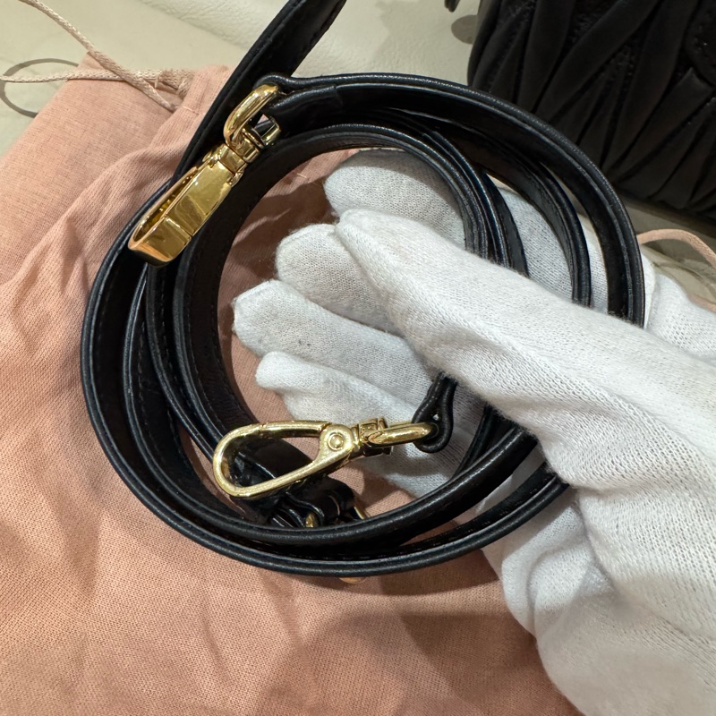 Miu Miu 復古保齡球包/黑色羊皮/96新美品-22