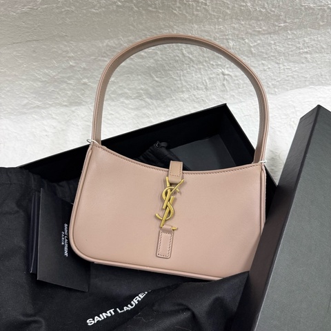 未使用YSL 腋下Hobo 奶茶粉小號單肩搭配一年四季