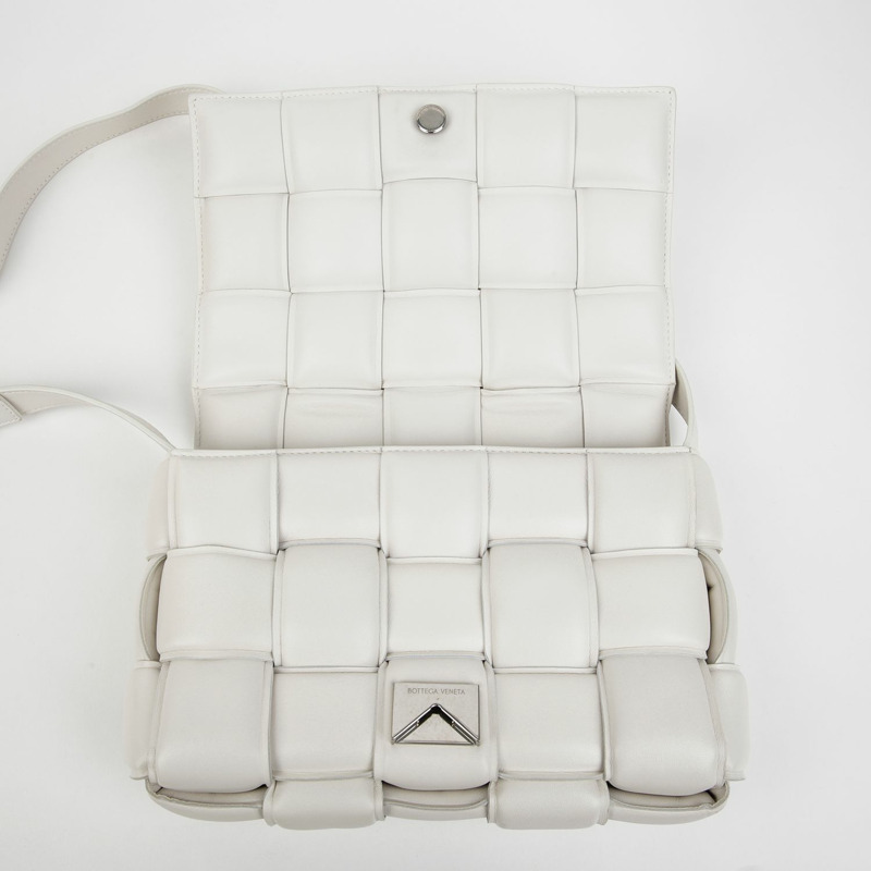 BOTTEGA VENETA 帶襯墊的磁帶單肩斜挎包 591970-10