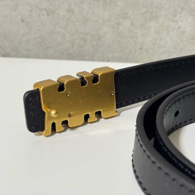 Dior經典款字母-女用皮帶-7