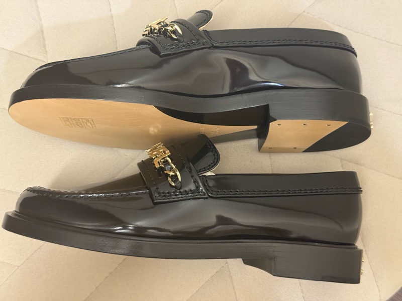 Chanel字母樂福鞋 全新台灣專櫃購入 尺寸35(35.5也可穿)-4