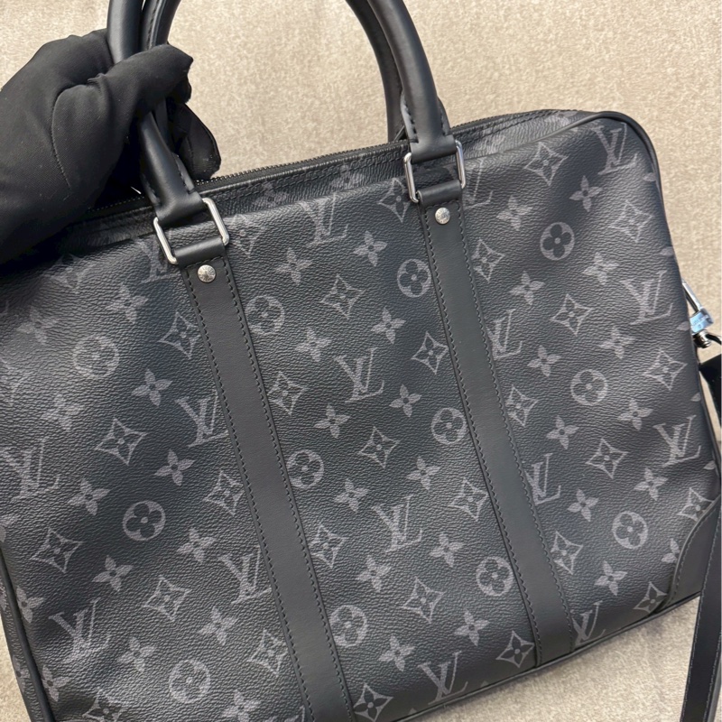 LV黑老花公事包-4