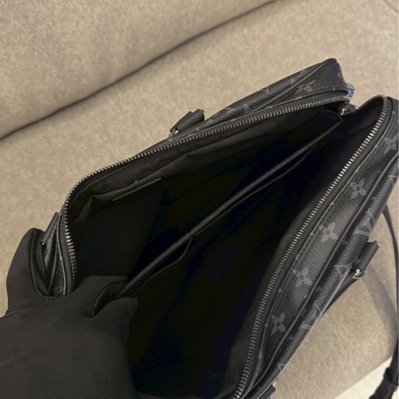 LV黑老花公事包-7