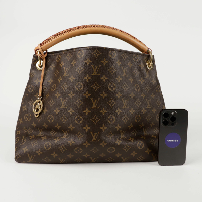 LOUIS VUITTON M40249 Attice MM 肩背包-10