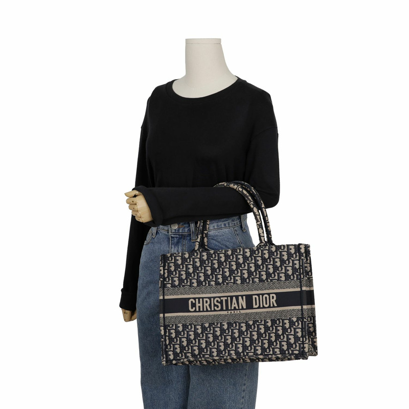 DIOR M1296ZRIW 中號書本手提包-12