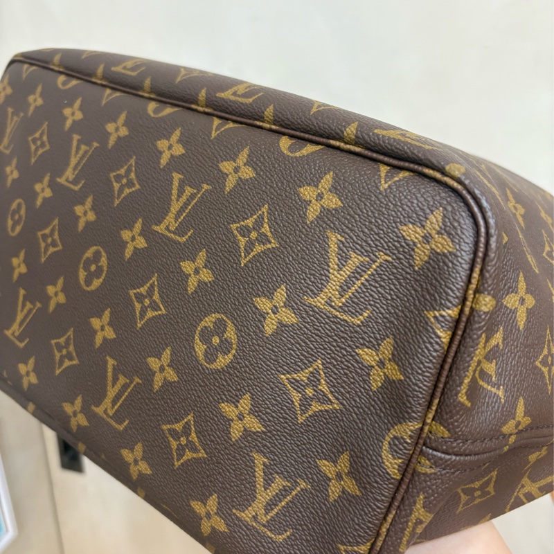 LOUIS VUITTON NEVERFULL MM 米色托特包附手拿包-3