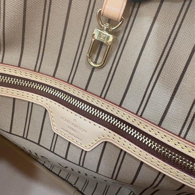 LOUIS VUITTON NEVERFULL MM 米色托特包附手拿包-5