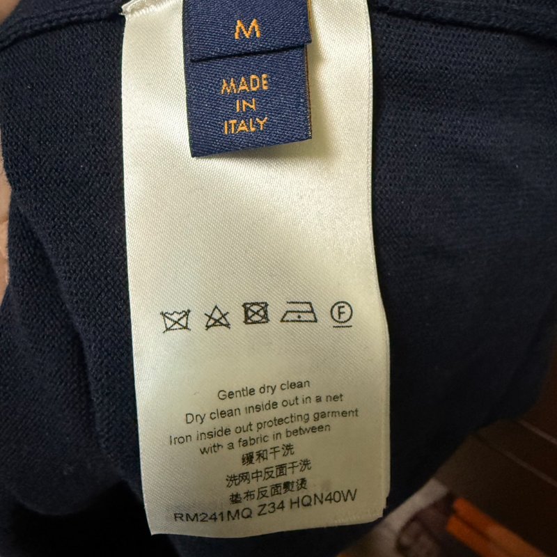 LV MEN 男 短袖上衣 T恤 袖口 老花 深藍-3