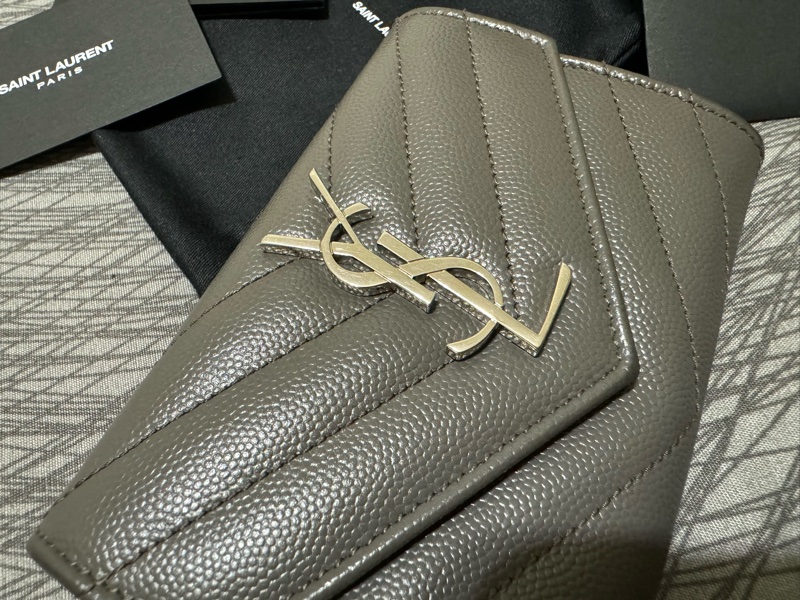 少見YSL深灰色銀扣中夾🩶配件齊S聖羅蘭卡夾零錢包/YSL短夾/YSL錢包/灰銀錢包/大象灰中夾/YSL中夾/深灰色荔枝皮中夾-20