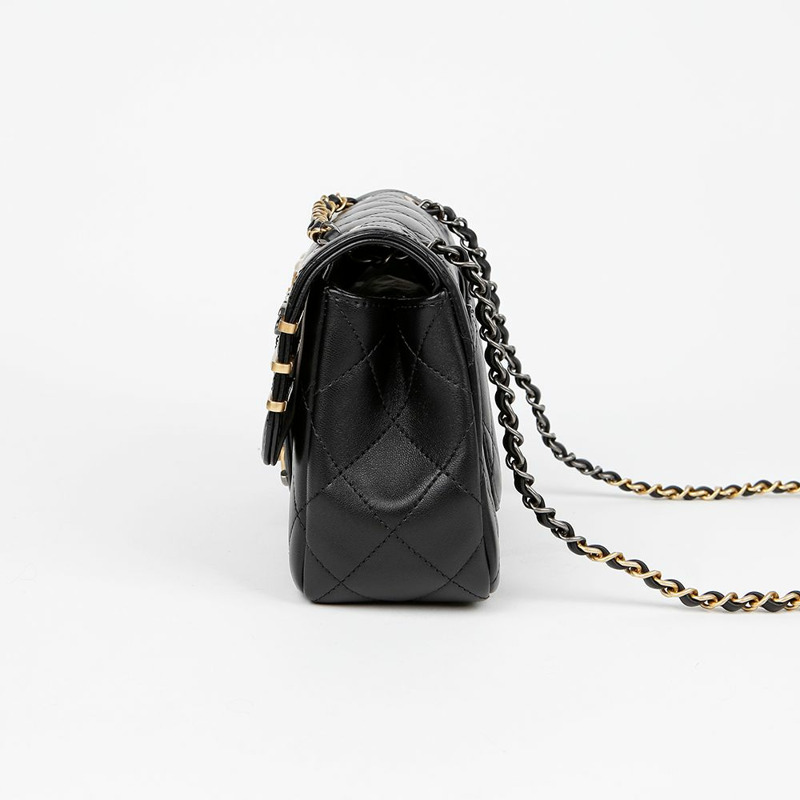 CHANEL AS2979 CC Logo 吊飾翻蓋肩斜背包-4