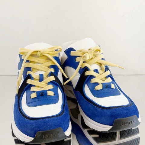 【98 新】Chanel/香奈兒 海軍系列藍色球鞋  雙C白藍運動鞋  小牛皮與混合纖維 38碼 無附件。