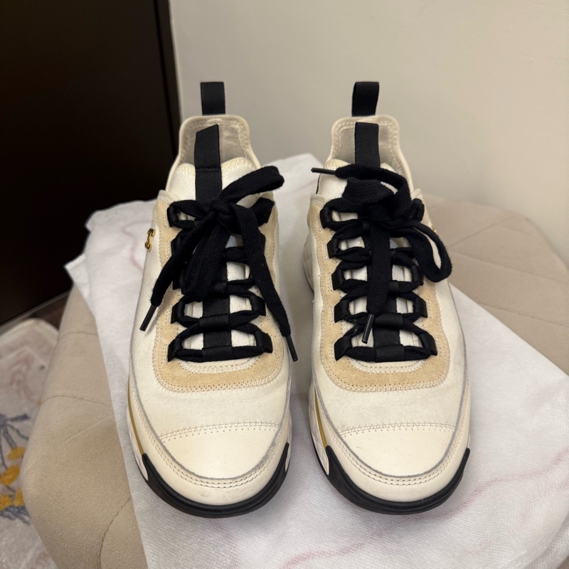 Chanel黑白熊貓運動鞋 超好走 尺吋36-1