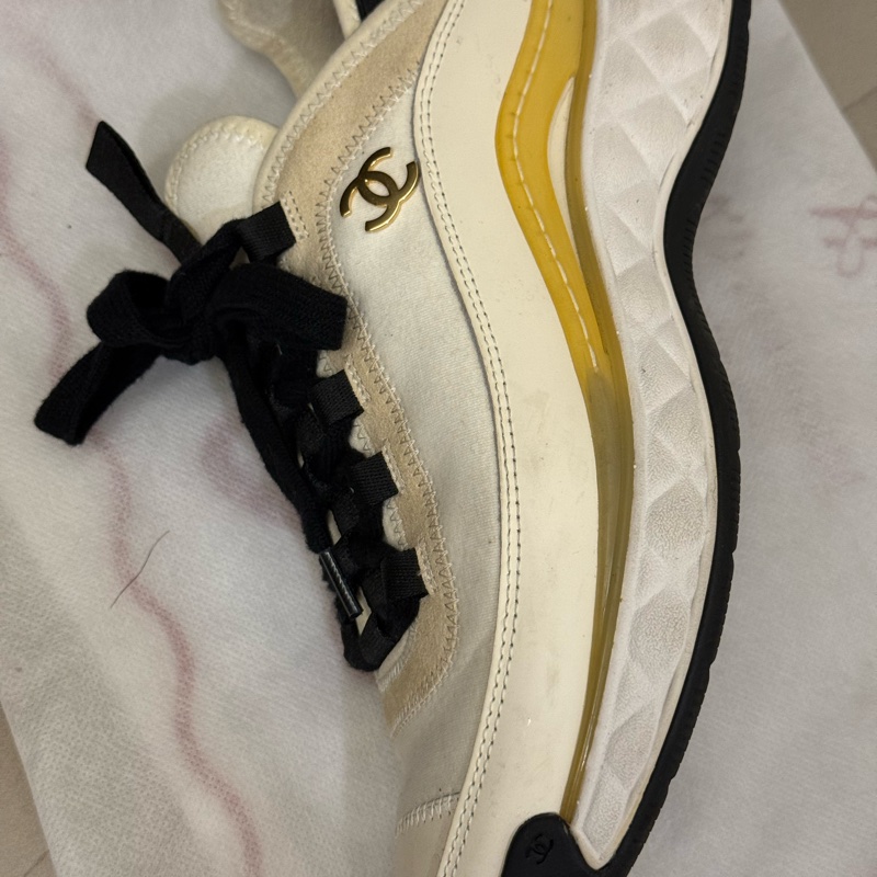 Chanel黑白熊貓運動鞋 超好走 尺吋36-5