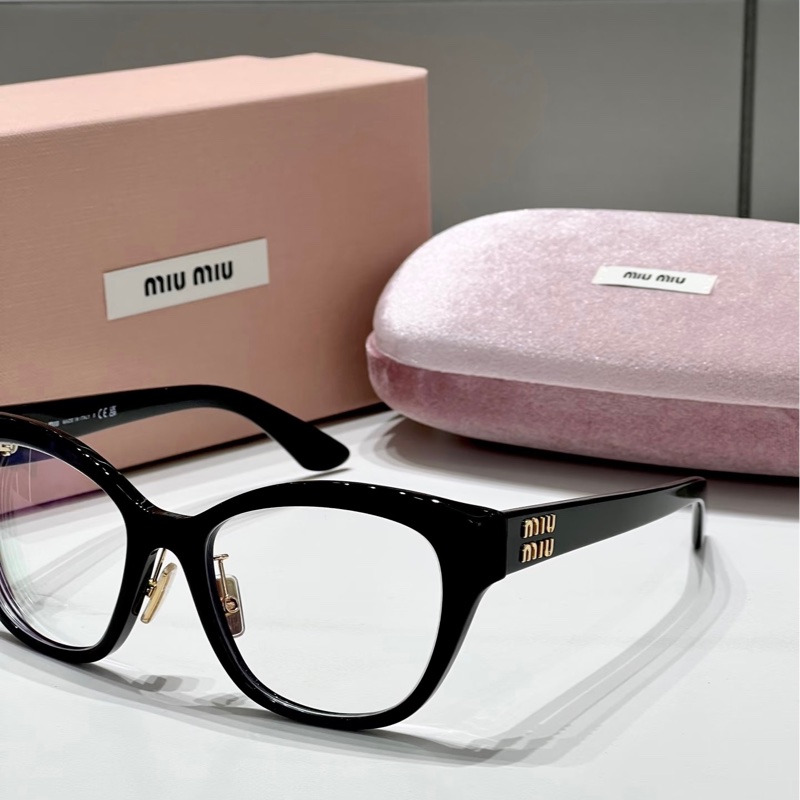 賠售近全新MIU MIU 粗黑框平光眼鏡-0