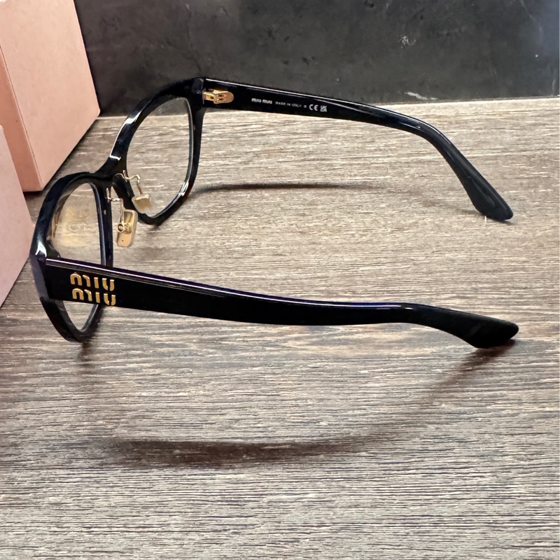 賠售近全新MIU MIU 粗黑框平光眼鏡-9