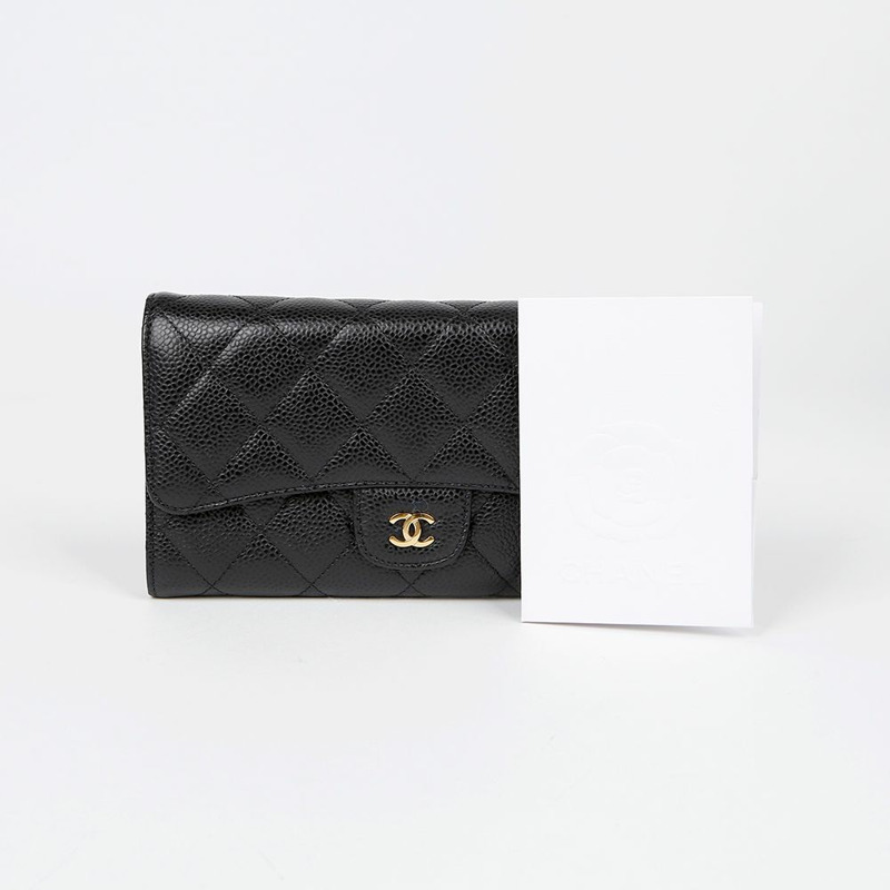 CHANEL 魚子醬紋經典長版皮夾 A31506-0