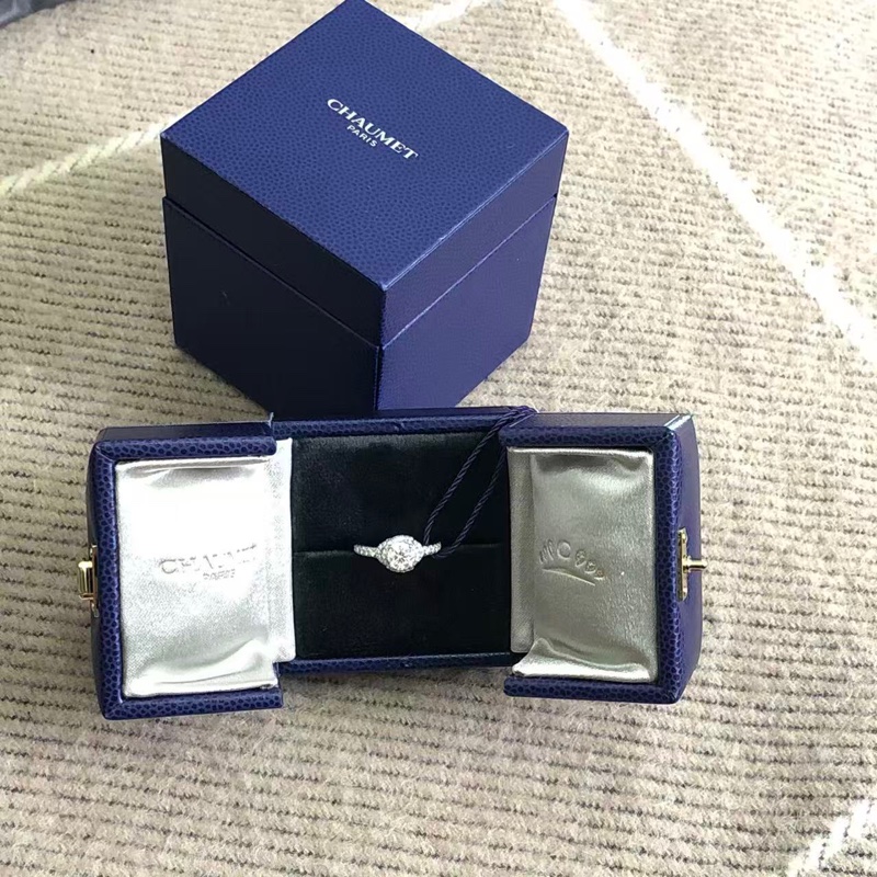 Chaumet尚美豪华镶嵌钻戒0.7克拉50号，主钻71份，颜色F，净度vvs1，2017购入-1