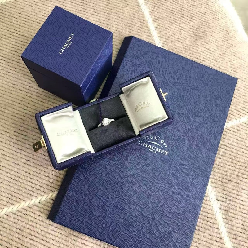 Chaumet尚美豪华镶嵌钻戒0.7克拉50号，主钻71份，颜色F，净度vvs1，2017购入-5