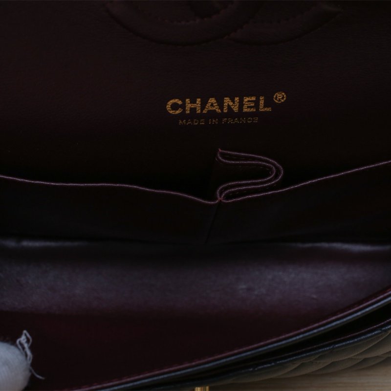 CHANEL CF口蓋包中號25.5黑色羊皮23開金扣菱格紋肩背包-4