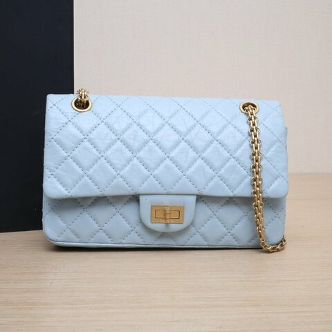 CHANEL 2.55口蓋包小號24藍色牛皮晶片開金扣肩背包