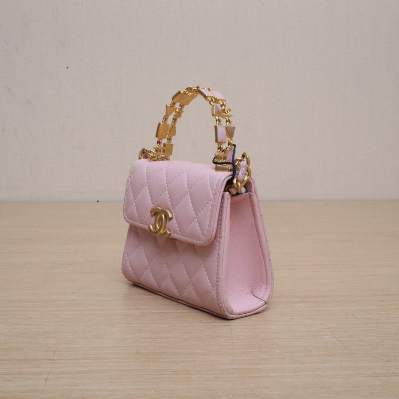 CHANEL 手柄Kelly包11粉色羊皮鐳射標金扣幾何琺瑯金屬手柄肩背包-4