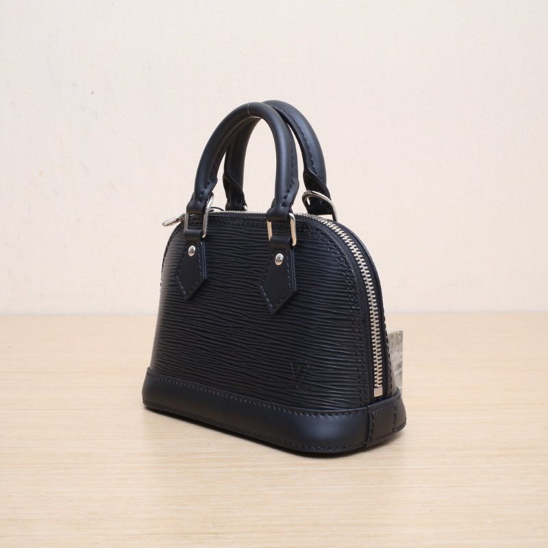 LOUIS VUITTON 黑色EPI水波紋牛皮晶片ALMA貝殼包NANO新款EPI肩背包-4