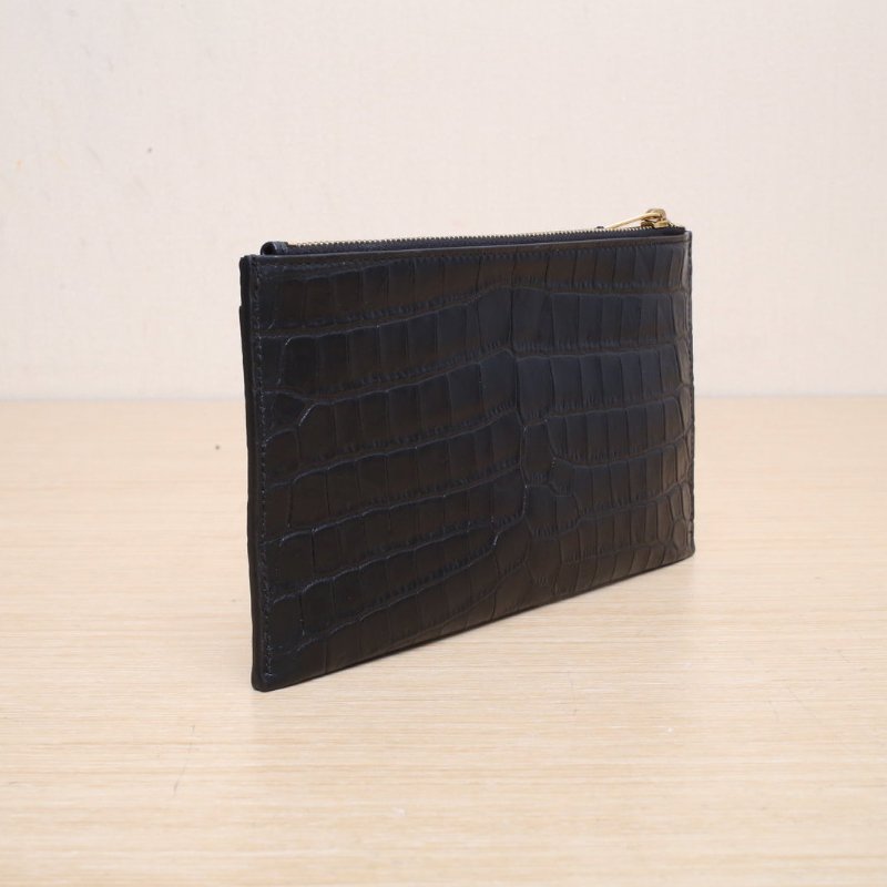 SAINT LAURENT 黑色牛皮金標logo手拿包肩背包-4