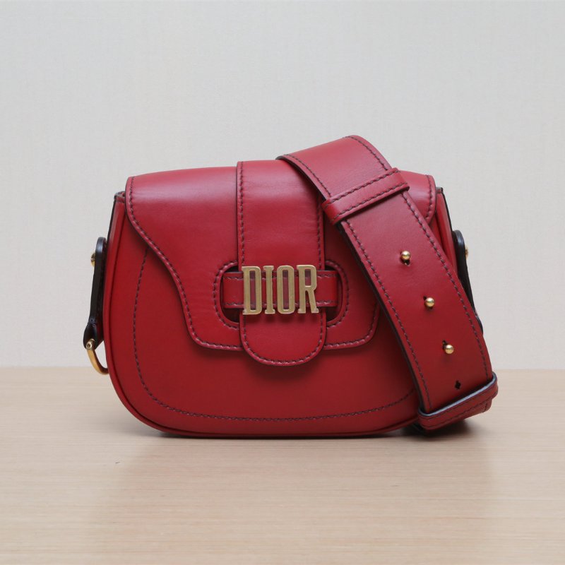 DIOR 紅色牛皮金扣2017DFENCE馬鞍包肩背包-1