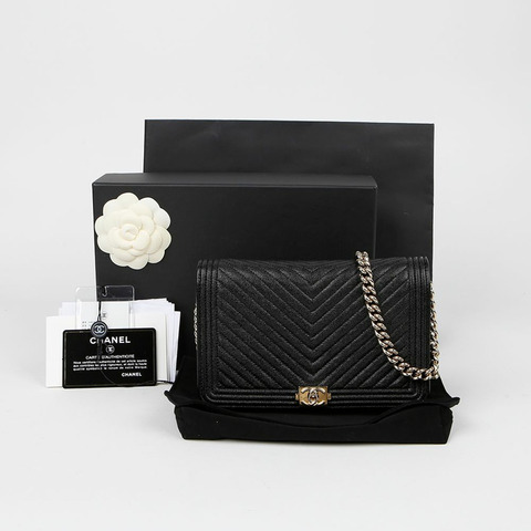 CHANEL Caviar Boy WOC 單肩斜背包 AP1117