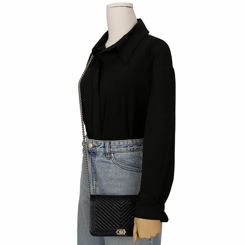 CHANEL Caviar Boy WOC 單肩斜背包 AP1117-9