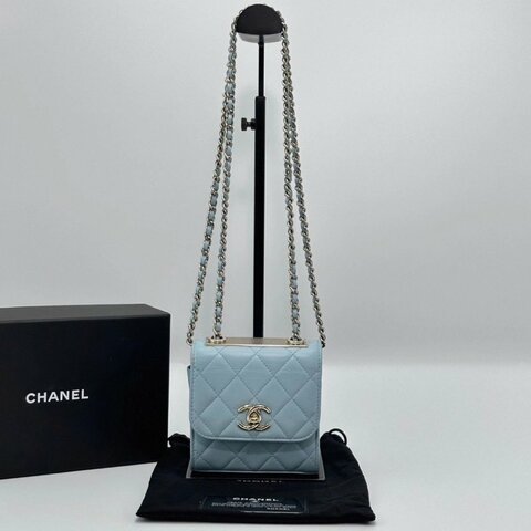 CHANEL 天藍色金扣mini trendy cc肩背斜背包 11.5*12*5.5 98新配件盒子塵袋保卡