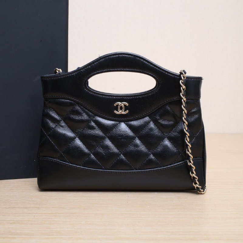 CHANEL 31BagNano橫版20.5黑色羊皮鐳射標金扣肩背包-0