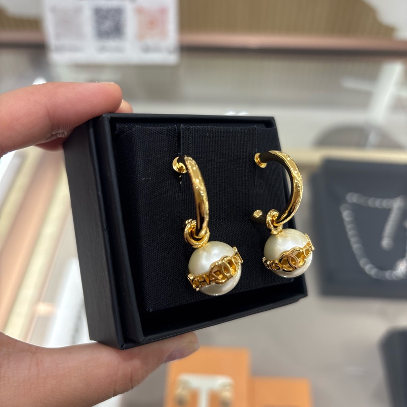 Chanel 23K 圓環金邊珍珠吊墜耳環 全新現貨-1