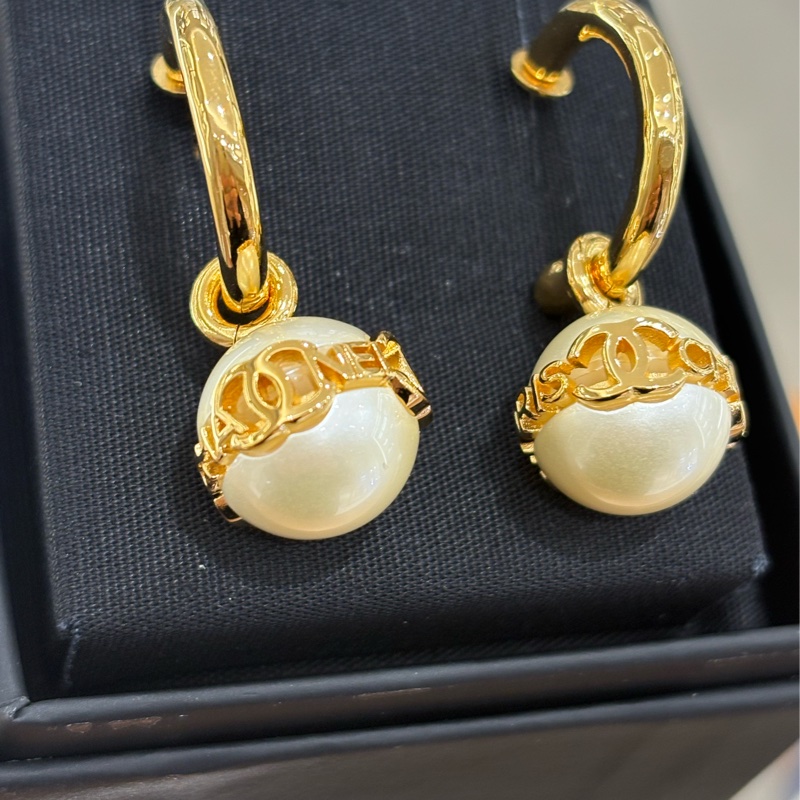 Chanel 23K 圓環金邊珍珠吊墜耳環 全新現貨-7