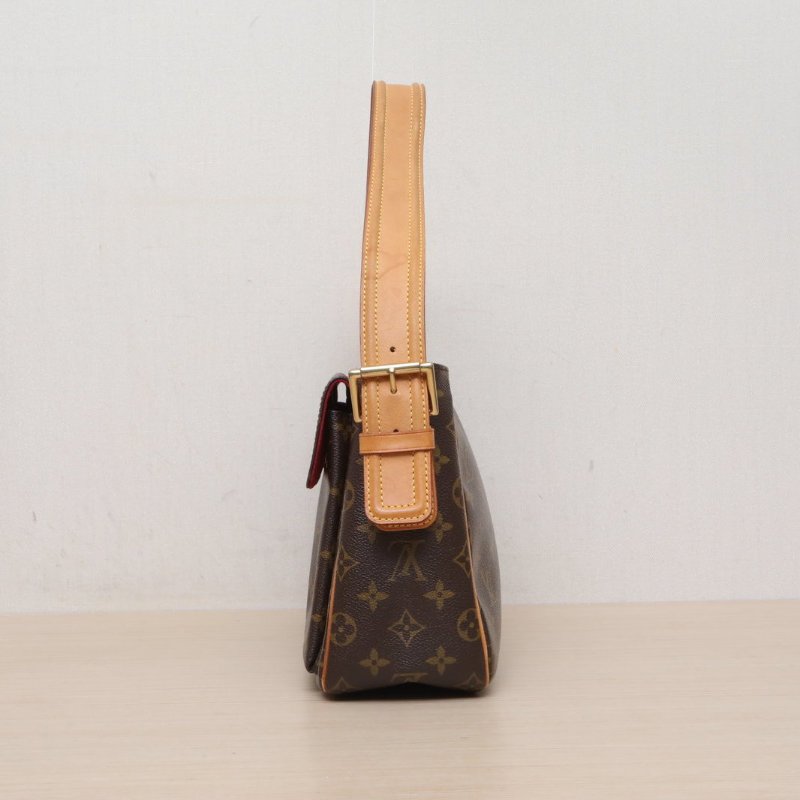 LOUIS VUITTON 中古駱駝包中號老花PVC金扣2004肩背包-4