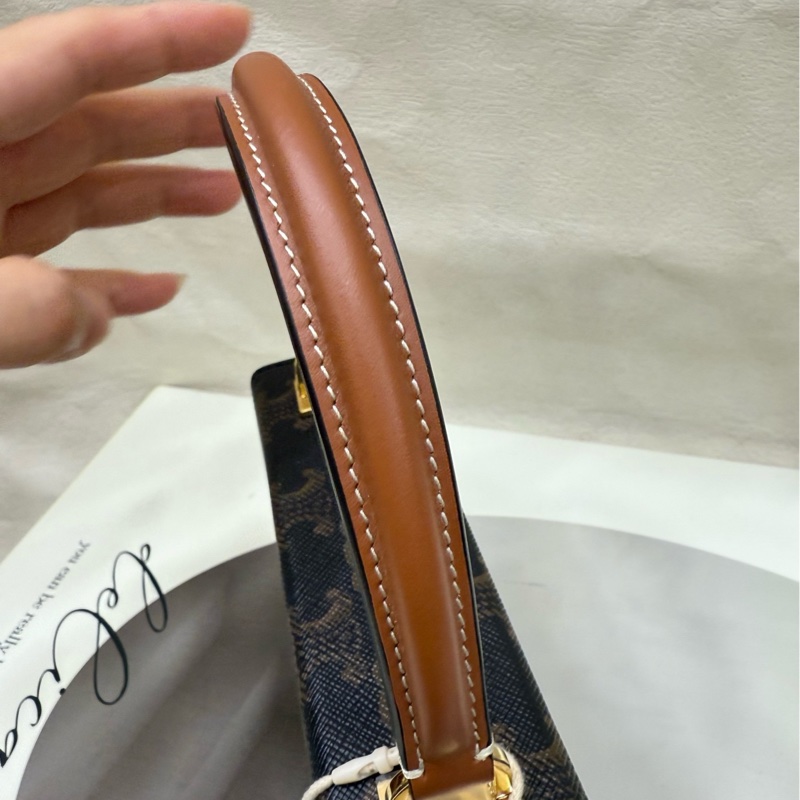 Celine盒子包 有链条-12