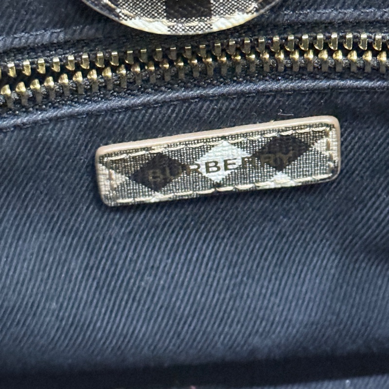 好看好用的Burberry 防刮 防潑水 托特 斜背包-7