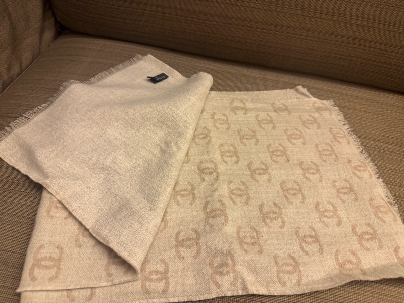 CHANEL 24b 漸變cc logo 圍巾-1