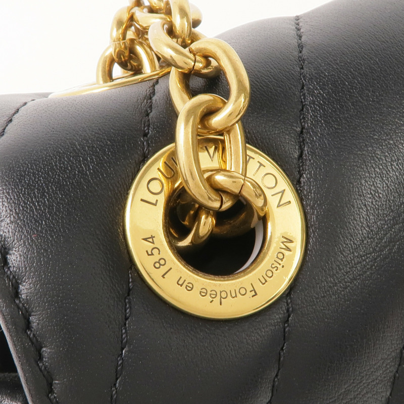 LOUIS VUITTON 牛皮皮革New Wave Chain Bag PM金扣鏈帶肩背袋-9