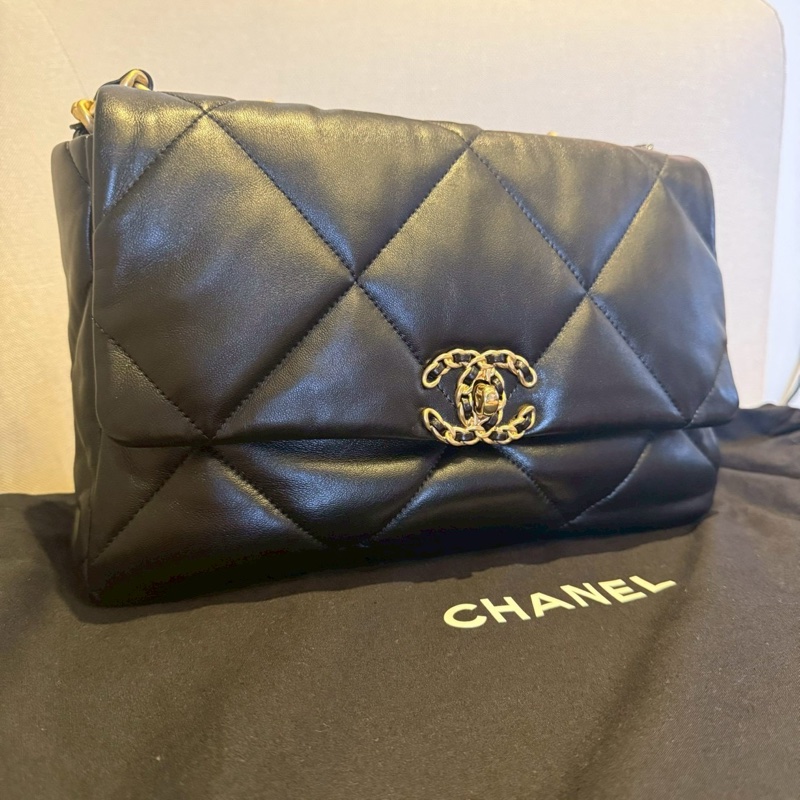 🖤 CHANEL 香奈兒｜黑色菱格紋 羊皮 CHANEL 19（30 開）-5