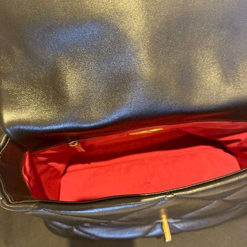 🖤 CHANEL 香奈兒｜黑色菱格紋 羊皮 CHANEL 19（30 開）-10