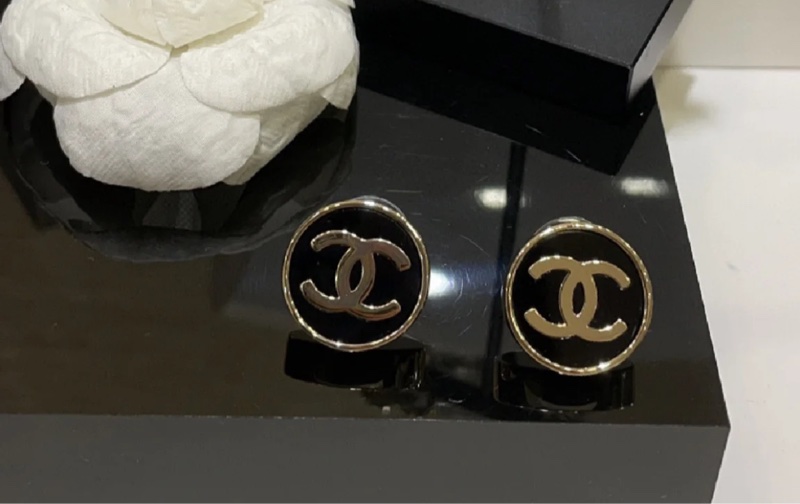 Chanel 香奈兒 黑色圓形琺瑯CC LOGO 耳釘 經典 雙C 針式耳環-6